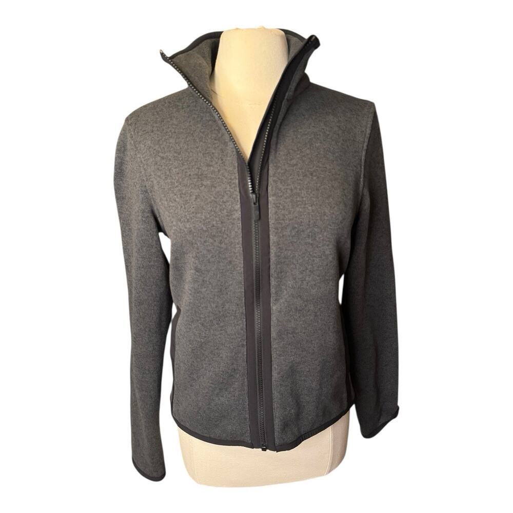 Lululemon Its Fleecing Cold Full Zip Fleece Jacket Women’s Size 8 Gray